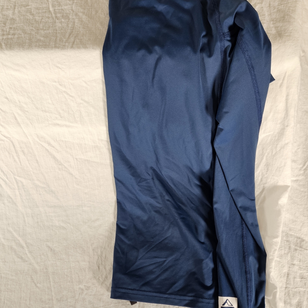 Reef Boys Navy Blue Rash Guard - Picture 5 of 5
